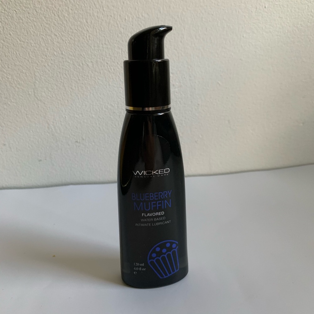 NWOT Wicked Sensual Care Blueberry Muffin Lube 4oz